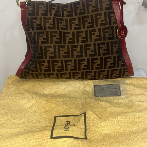 Fendi shoulder bag - Picture 13 of 13